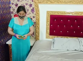 moti aunty sexy video hindi mein
